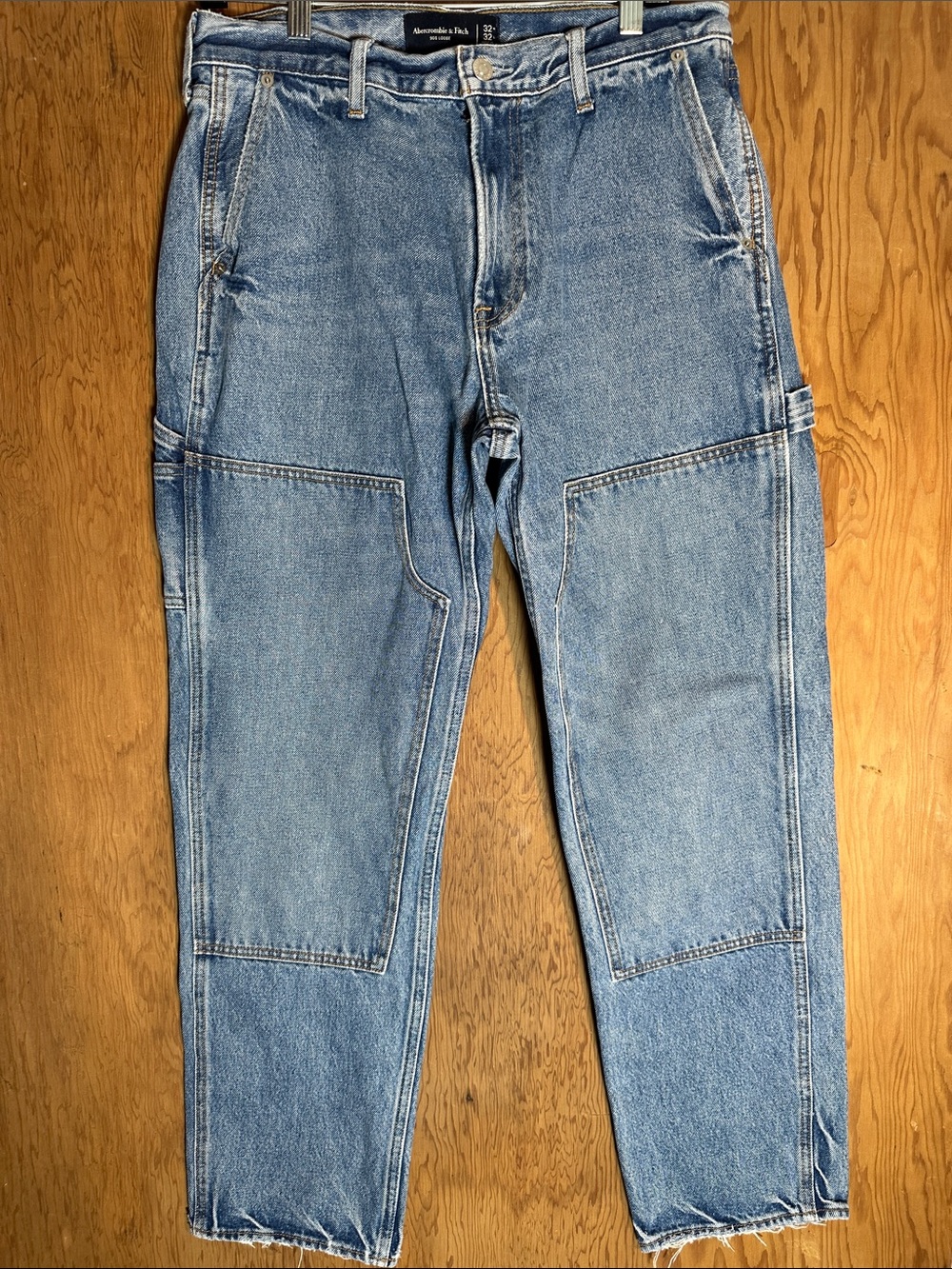 Abercrombie & Fitch Men's Light Wash Utility Jeans